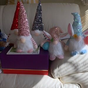 Sequin Gnome Decor Set - Multicolor